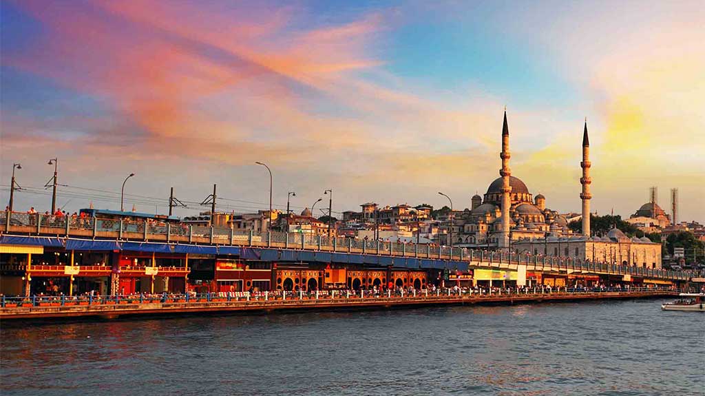5-things-to-do-on-a-layover-in-istanbul-min