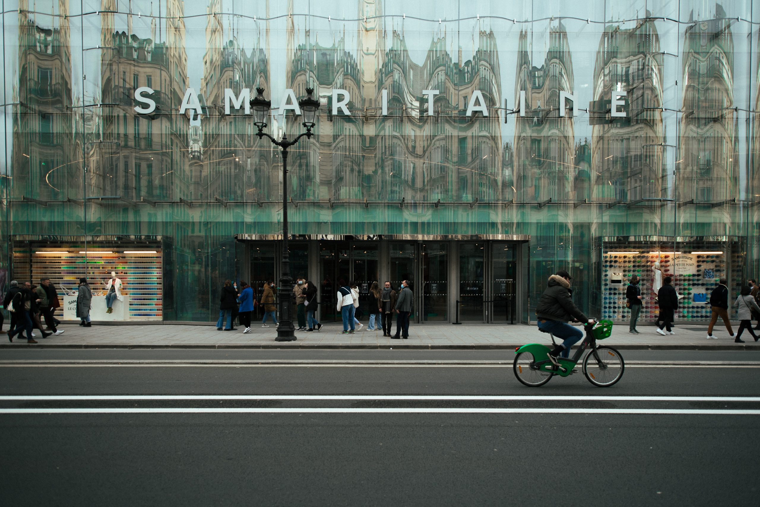 Samaritaine, Parisian Department Store