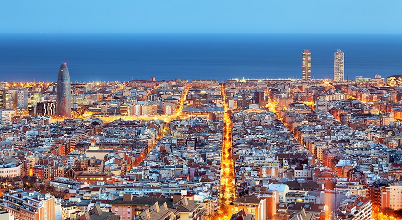 https://www.luxurytraveladvisor.com/destinations/barcelona-city-guide-what-to-do-a-weekend-break-spain-s-second-city